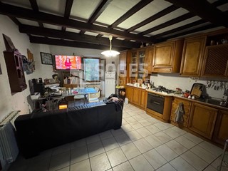 Trilocale in Vendita a Reggello, 93'500€, 85 m²