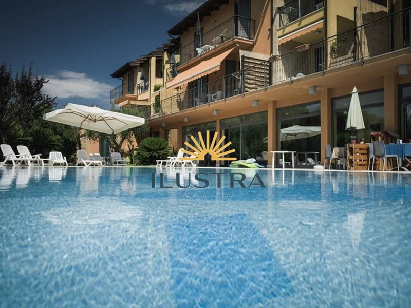 Appartamento in Vendita a Massignano, 780'000€, 600 m²