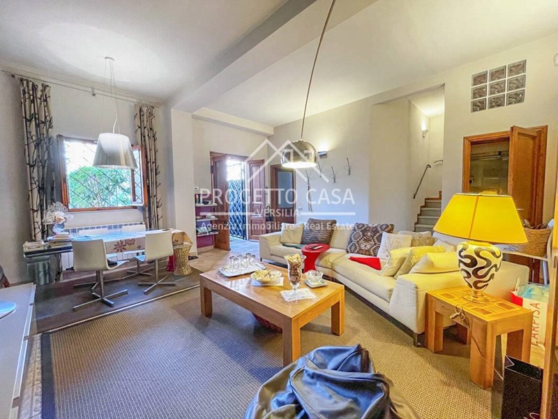 Casa Indipendente in Vendita a Viareggio, 525'000€, 90 m²