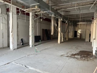 Negozio in Affitto a Roma, 850&euro;, 172 m²