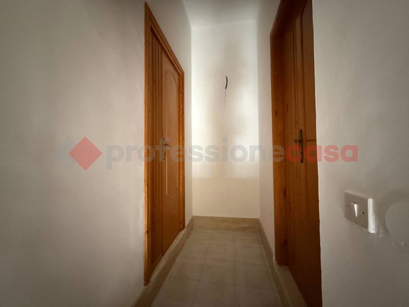 Trilocale in Vendita a Pulsano, 46'000€, 75 m²