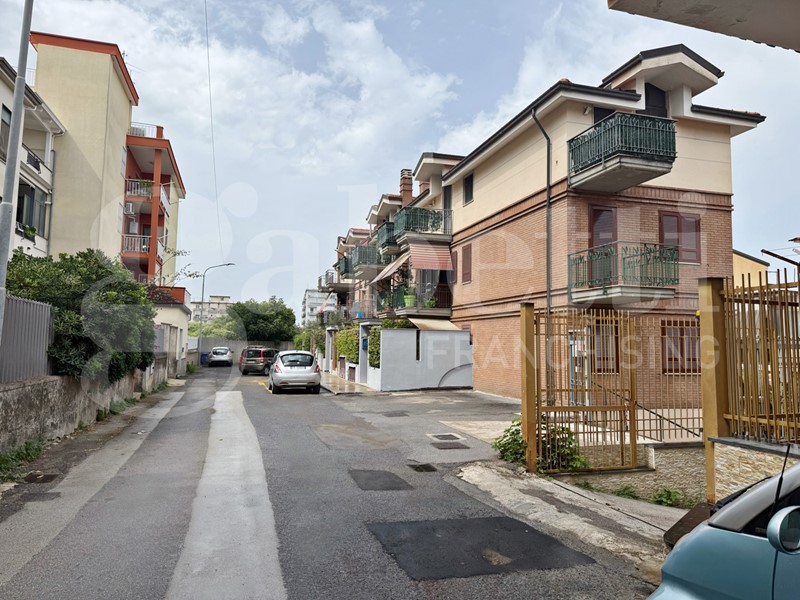 Laboratorio in Vendita a Angri, 120'000€, 120 m²