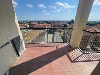 Quadrilocale in Vendita a Caluso, 69'000€, 90 m²