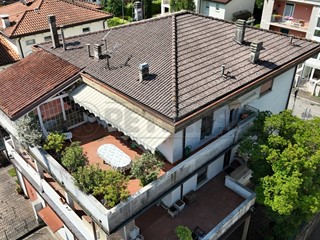 Appartamento in Vendita a Valdagno, 170'000&euro;, 123 m², con Box