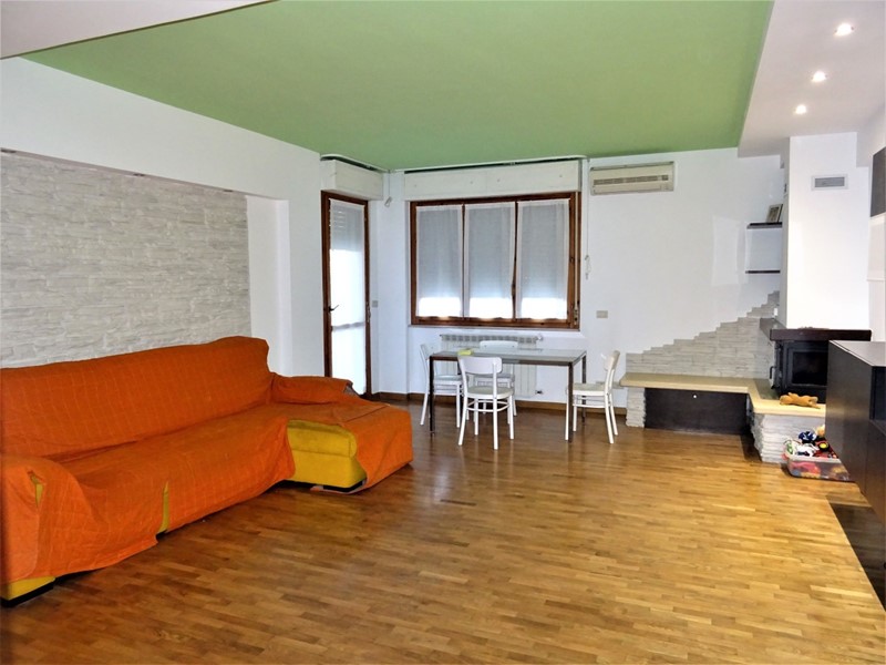 Appartamento in Vendita a Senigallia, zona Ciarnin, 350'000€, 110 m²