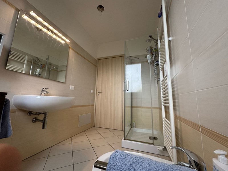 Trilocale in Vendita a Coriano, 220'000€, 71 m², con Box