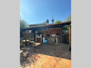 Casa Indipendente in Vendita a Capannori, zona Colle di Compito, 195'000€, 150 m², arredato