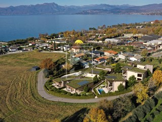 Villa in Vendita a Lazise, 1'300'000€, 220 m²