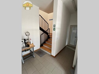 Ufficio in Vendita a Villorba, 195'000€, 352 m²