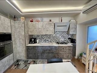 Casa Semi Indipendente in Vendita a Melfi, zona Centro Storico , 90'000&euro;, 88 m²