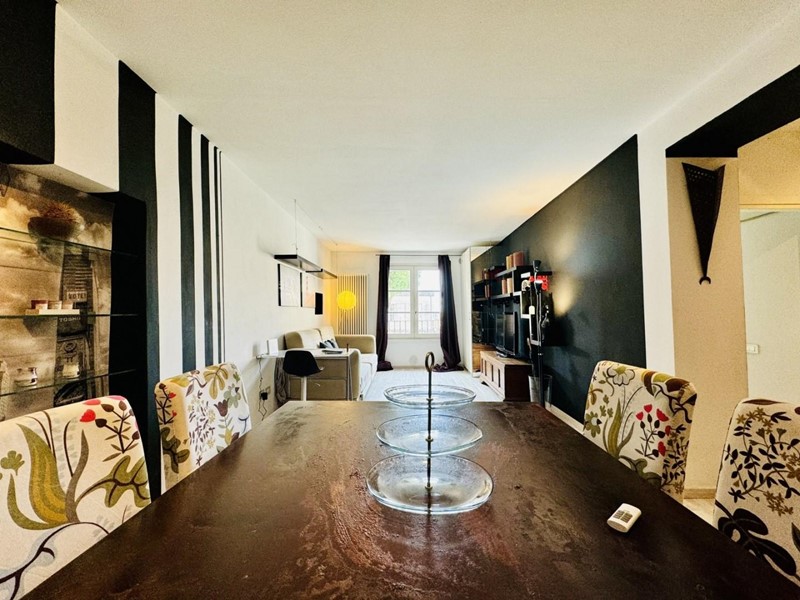 Bilocale in Affitto a Pietrasanta, 1'500€, 50 m², arredato