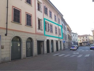 Quadrilocale in Vendita a Mede, 111'600€, 191 m², con Box