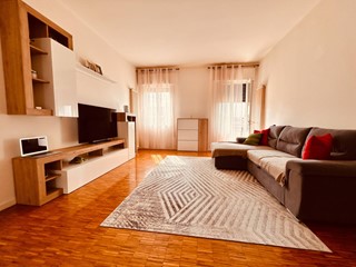 Quadrilocale in Vendita a Vicenza, 156'000€, 101 m²
