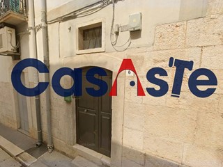 Trilocale in Vendita a Andria, 32'098€, 110 m²