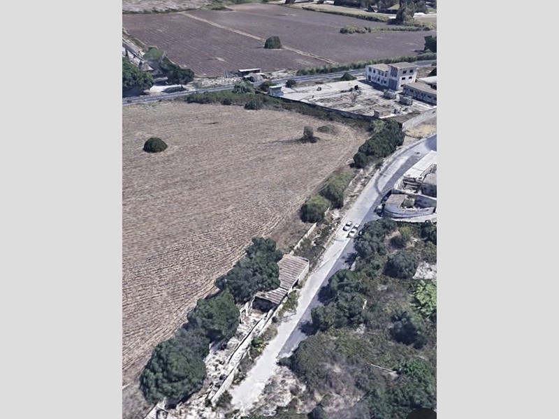 Capannone in Vendita a Siracusa, 40'000€, 400 m²