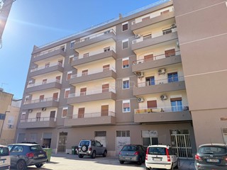 Appartamento in Vendita a Siracusa, 250'000&euro;, 230 m²