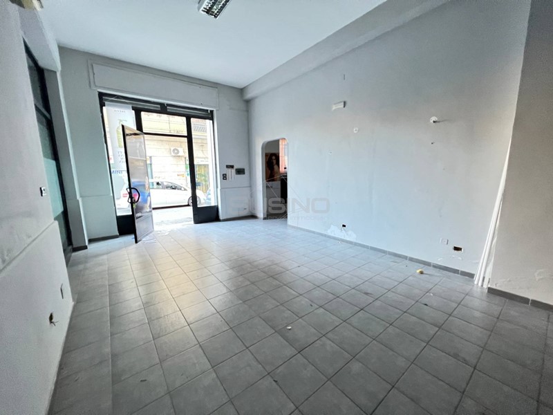 Immobile commerciale in Vendita a Siracusa, 57'000&euro;, 62 m²