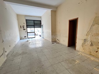Immobile commerciale in Vendita a Siracusa, 47'000&euro;, 51 m²