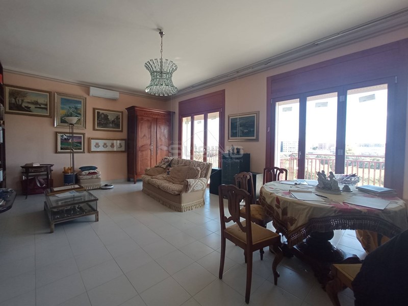 Appartamento in Vendita a Siracusa, 420'000&euro;, 347 m²