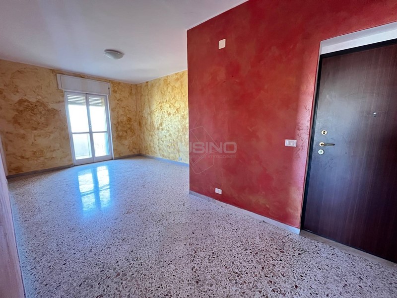 Quadrilocale in Vendita a Siracusa, 58'000&euro;, 130 m²