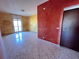 Quadrilocale in Vendita a Siracusa, 58'000&euro;, 130 m²