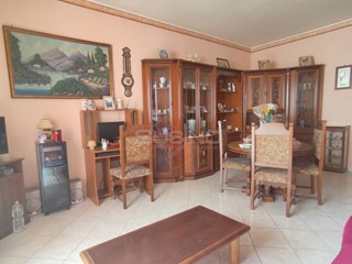 Trilocale in Vendita a Siracusa, 98'000&euro;, 116 m²