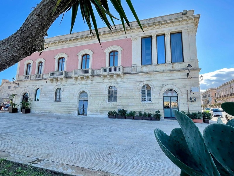 Bilocale in Affitto a Siracusa, 1'000€, 70 m²