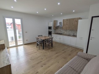 Trilocale in Vendita a Siracusa, 165'000&euro;, 64 m²