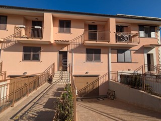 Villetta a schiera in Vendita a Solarino, 195'000€, 144 m²