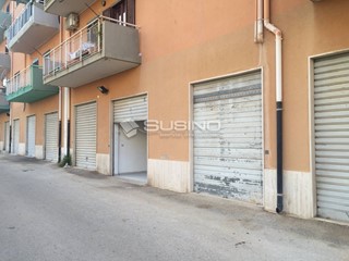 Box in Vendita a Siracusa, 38'000&euro;, 35 m²