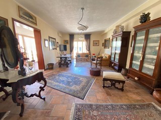 Appartamento in Vendita a Siracusa, 230'000€, 154 m²