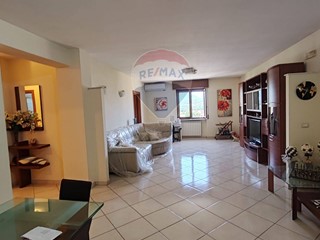 Trilocale in Vendita a Pontecorvo, 139'000€, 147 m²