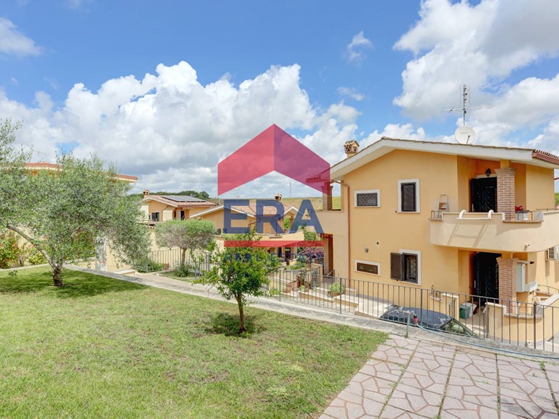 Casa Semi Indipendente in Vendita a Pomezia, 295'000€, 139 m²