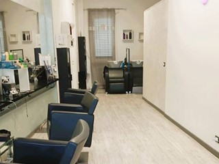 Attività commerciale in Vendita a Prato, 30'000€, 80 m²