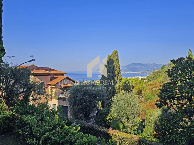 Bilocale in Vendita a Bordighera, 249'000€, 59 m²