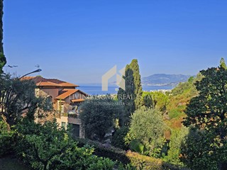 Bilocale in Vendita a Bordighera, 249'000€, 59 m²