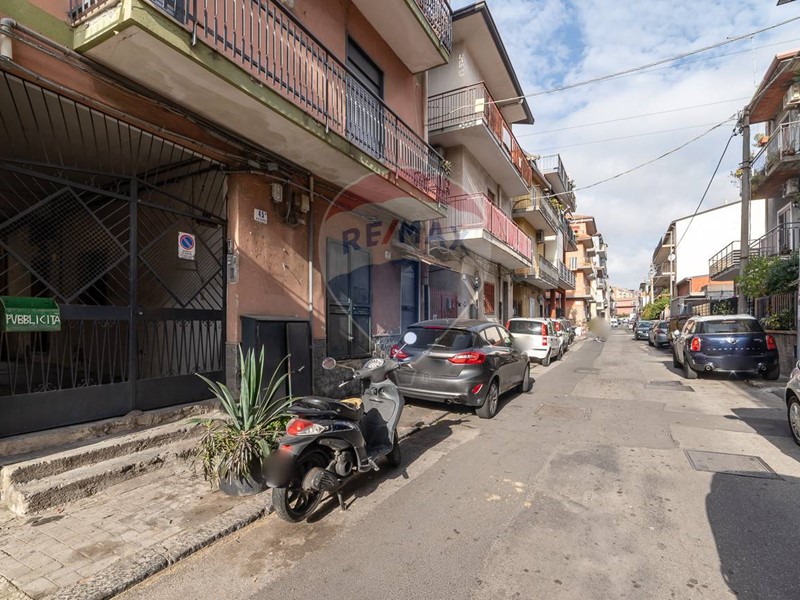 Trilocale in Vendita a Catania, 55'000&euro;, 79 m²