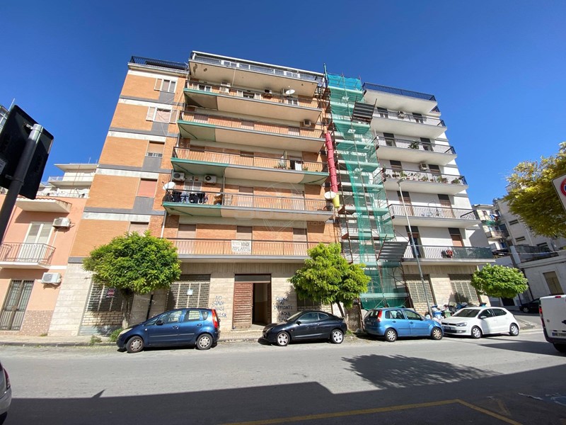 Immobile commerciale in Vendita a Siracusa, 280'000&euro;, 760 m²