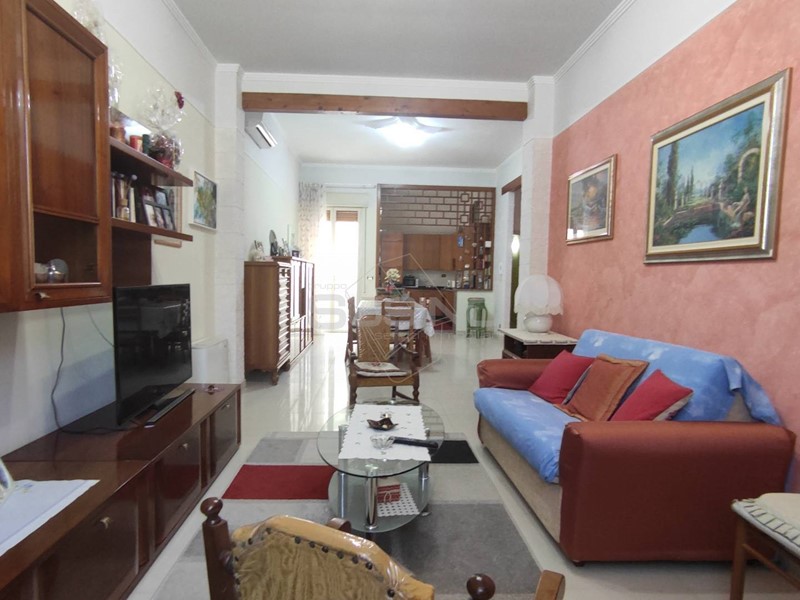 Casa Indipendente in Vendita a Floridia, 118'000€, 160 m²