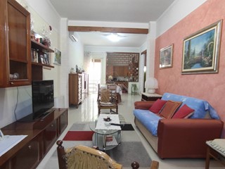 Casa Indipendente in Vendita a Floridia, 118'000€, 160 m²