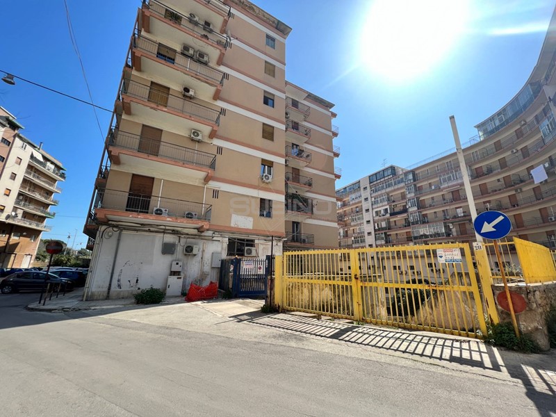 Box in Vendita a Siracusa, 18'000&euro;, 16 m²