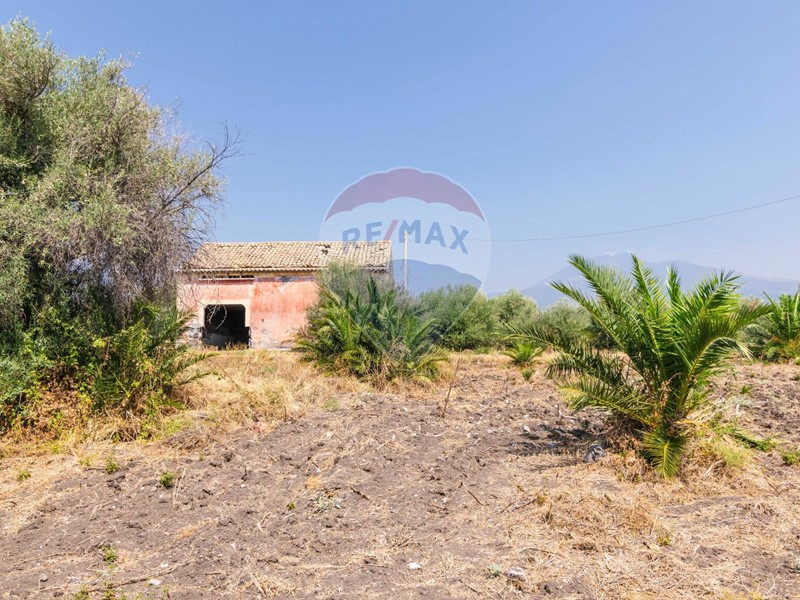 Rustico in Vendita a Belpasso, 130'000&euro;, 63 m²