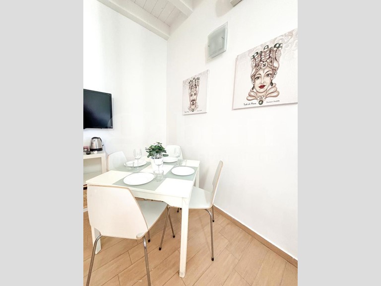 Bilocale in Affitto a Palermo, 850€, 50 m², arredato