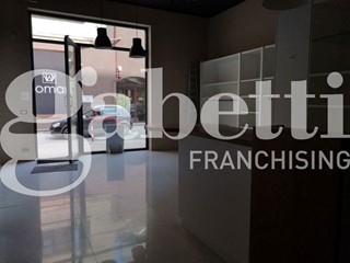 Negozio in Affitto a Siracusa, 1'100€, 80 m²