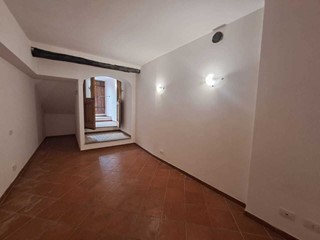 Trilocale in Vendita a Amelia, 47'000€, 55 m²