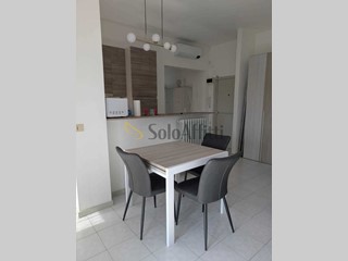 Quadrilocale in Affitto a Rimini, zona Centro Storico, 1'000€, 85 m²