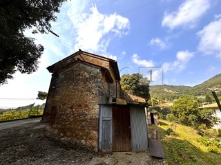 Casa Indipendente in Vendita a Barbarano Mossano, 130'000&euro;, 260 m²