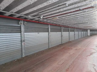 Box in Vendita a Roma, zona Tuscolano, 25'000€, 20 m²