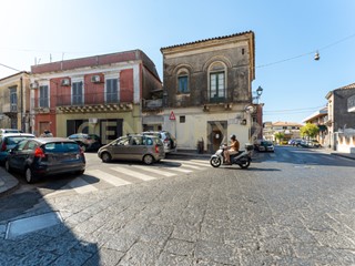 Casa Indipendente in Vendita a Viagrande, 59'000&euro;, 77 m²