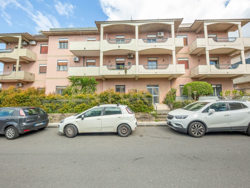 Appartamento in Vendita a Tremestieri Etneo, 129'000€, 110 m²